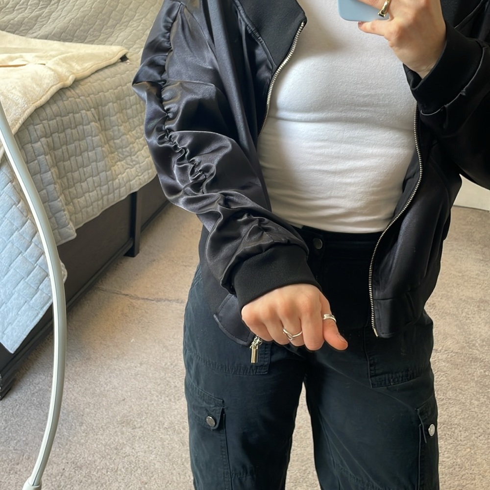 Women’s jacket - Picture 2 of 11